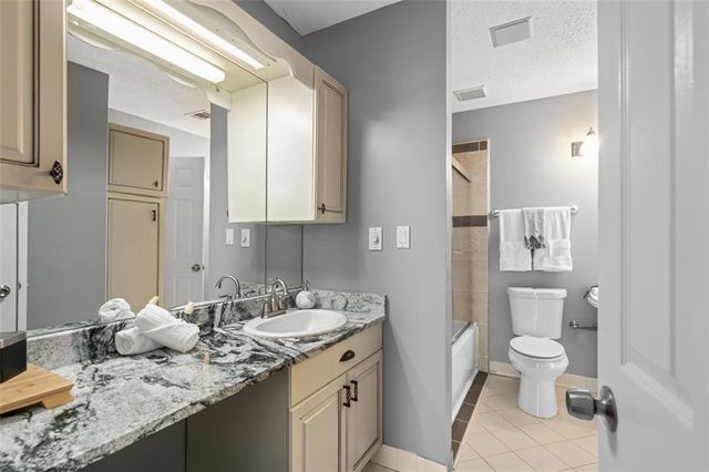 1127 Riverbend Club SE Drive, Atlanta, GA 30339