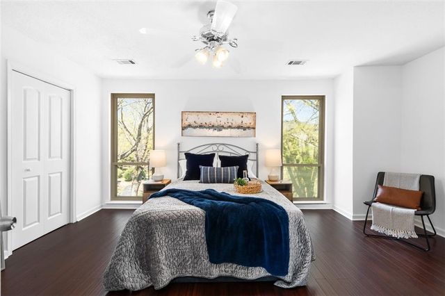 1127 Riverbend Club SE Drive, Atlanta, GA 30339