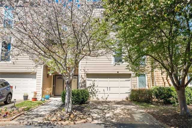 1127 Riverbend Club SE Drive, Atlanta, GA 30339