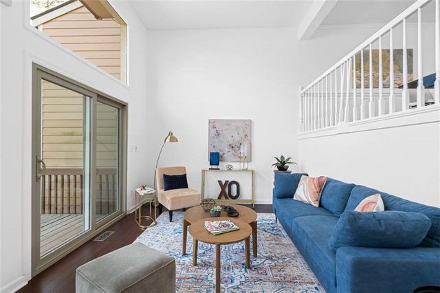 1127 Riverbend Club SE Drive, Atlanta, GA 30339