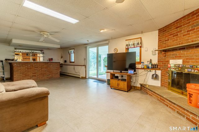 76 Thimble Rock Road, Middletown, CT 06457