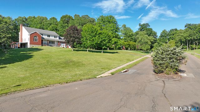 76 Thimble Rock Road, Middletown, CT 06457