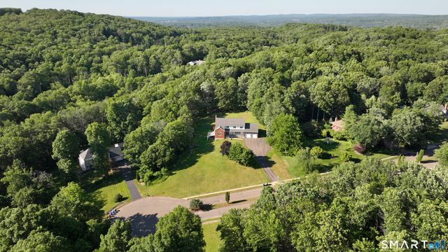 76 Thimble Rock Road, Middletown, CT 06457