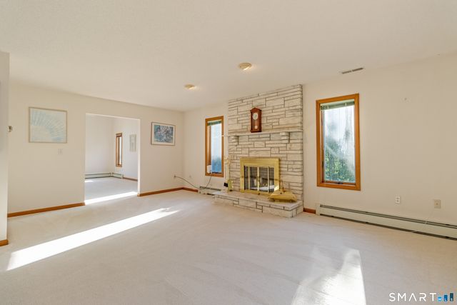 76 Thimble Rock Road, Middletown, CT 06457
