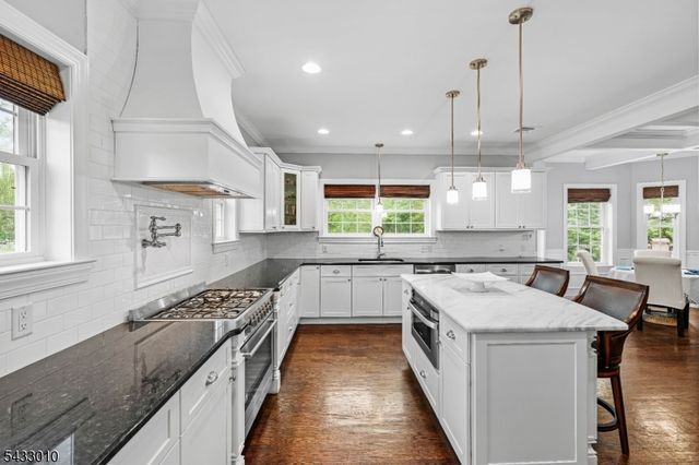 637 Mountain Ave, Berkeley Heights Twp., NJ 07922