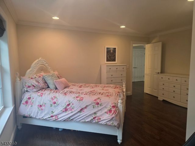 637 Mountain Ave, Berkeley Heights Twp., NJ 07922
