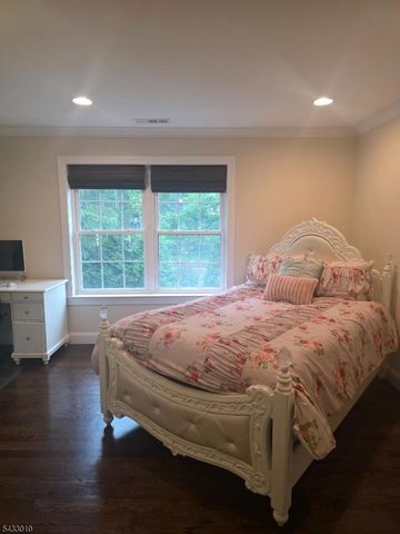 637 Mountain Ave, Berkeley Heights Twp., NJ 07922