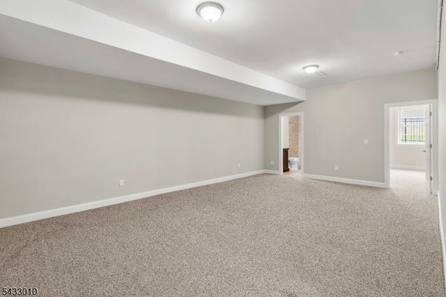 637 Mountain Ave, Berkeley Heights Twp., NJ 07922