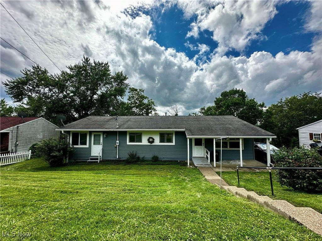 19 Sunset Drive, Martins Ferry, OH 43935