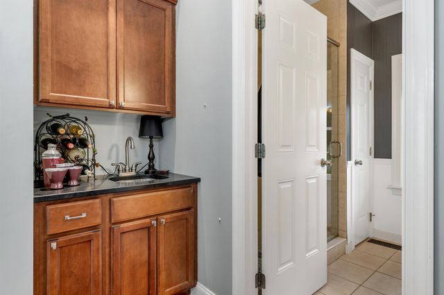 4 Black Bear Court, Lebanon, NH 03766