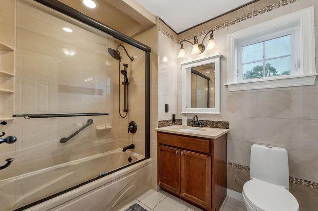 4 Black Bear Court, Lebanon, NH 03766