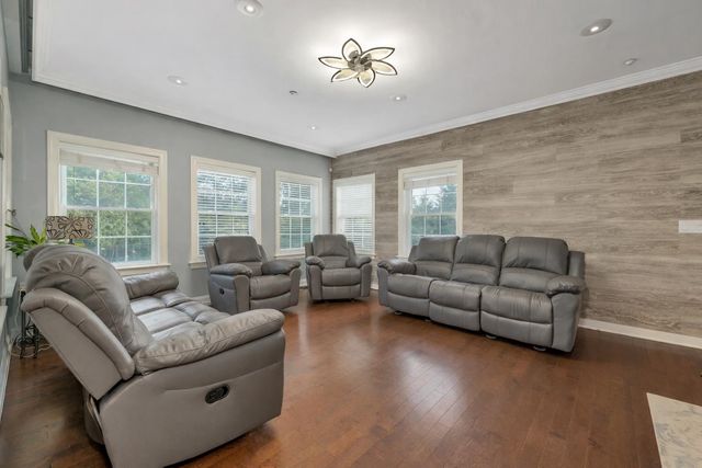 4 Black Bear Court, Lebanon, NH 03766