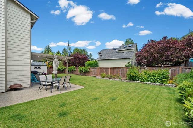14034 SE 237th Place, Kent, WA 98042