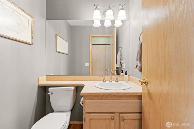 14034 SE 237th Place, Kent, WA 98042