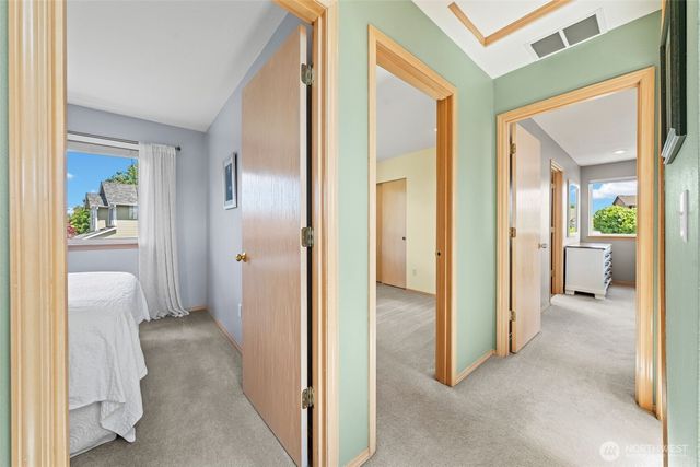 14034 SE 237th Place, Kent, WA 98042