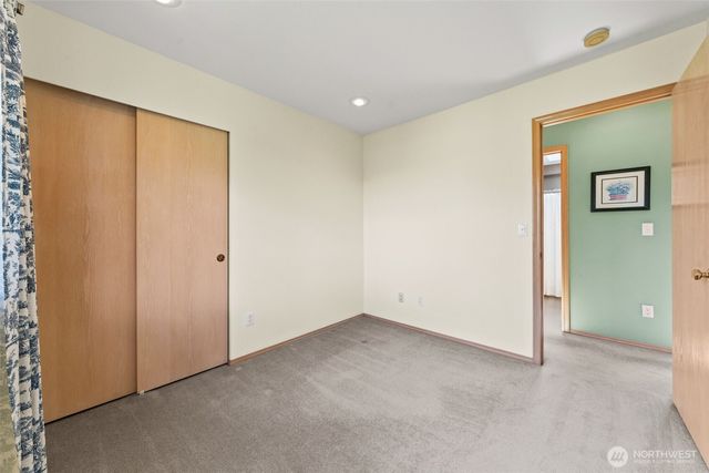 14034 SE 237th Place, Kent, WA 98042