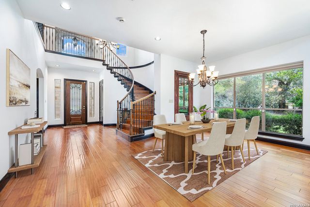 2 SAXBY GLN, San Antonio, TX 78257