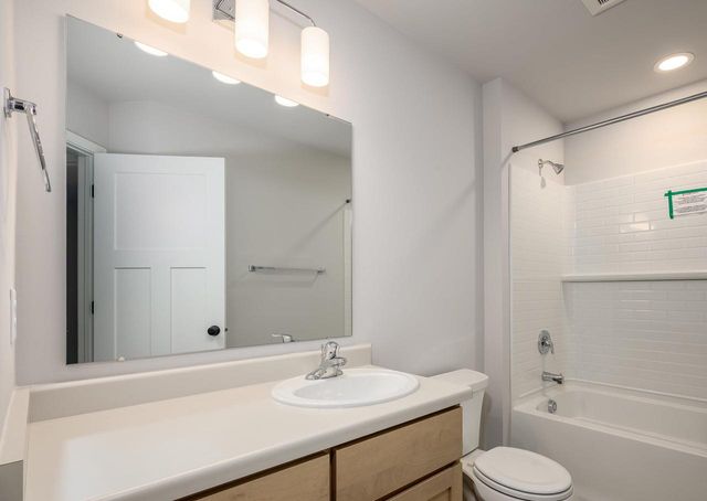 10122 Mosaic Way, Middleton, WI 53593