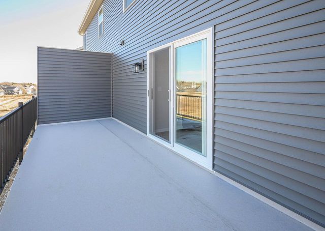 10122 Mosaic Way, Middleton, WI 53593
