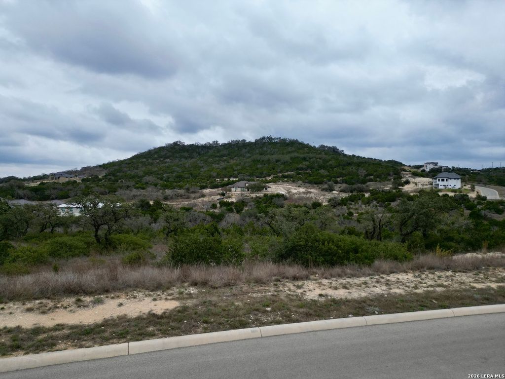 23518 Basse Cyn, San Antonio, TX 78023