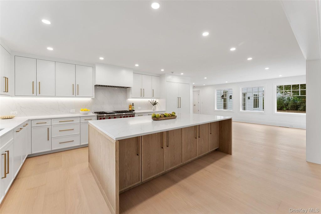 65 Fox Meadow Road, Scarsdale, NY 10583 — photo 5