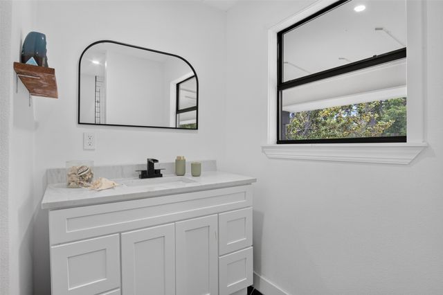 4064 High Summit Drive, Dallas, TX 75244