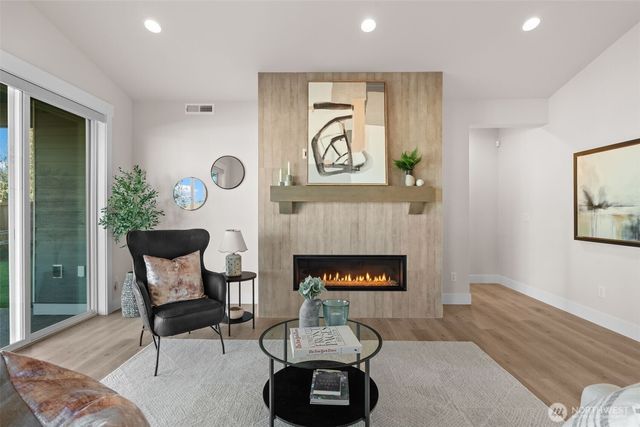 7537 Sandin Lane, Gig Harbor, WA 98335