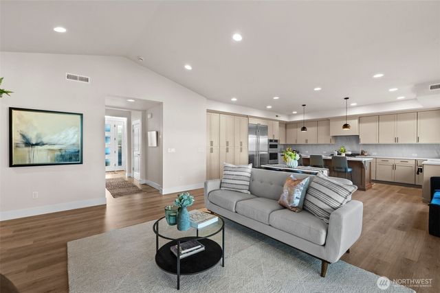 7537 Sandin Lane, Gig Harbor, WA 98335