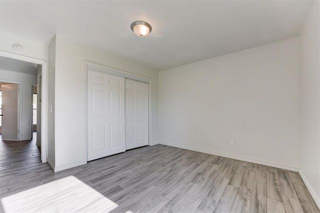 12401 SW 6th Street, Yukon, OK 73099