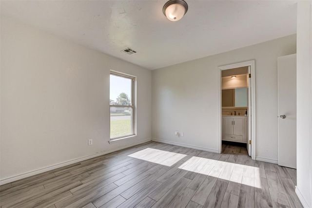12401 SW 6th Street, Yukon, OK 73099