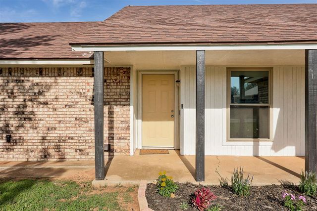 12401 SW 6th Street, Yukon, OK 73099
