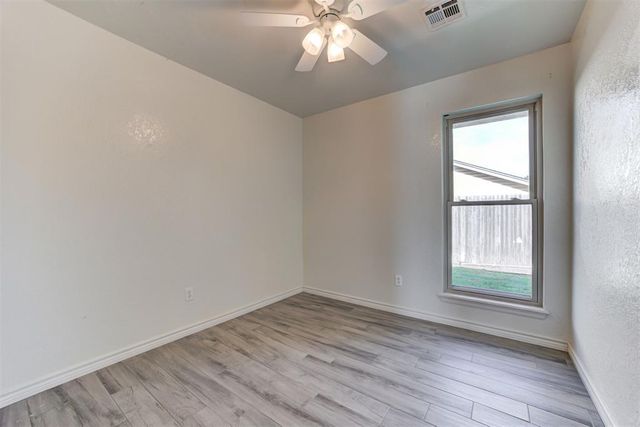 12401 SW 6th Street, Yukon, OK 73099