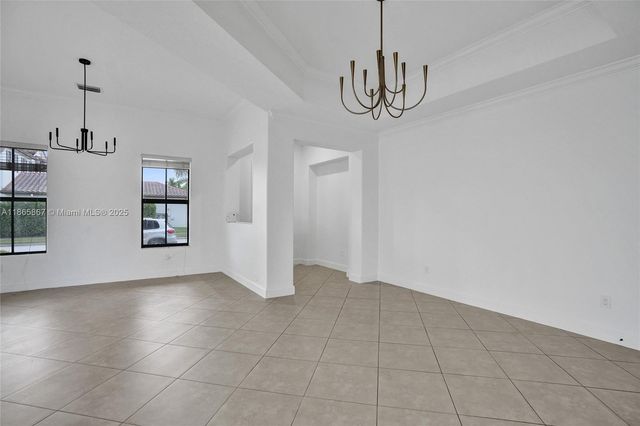 8387 NW 38th St, Cooper City, FL 33024