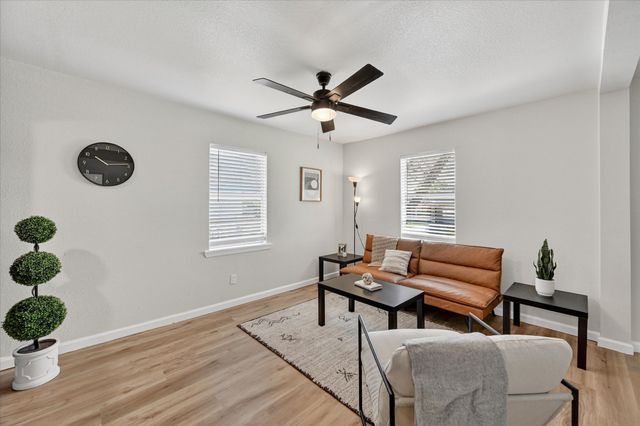 1830 San Antonio Street, Grand Prairie, TX 75051