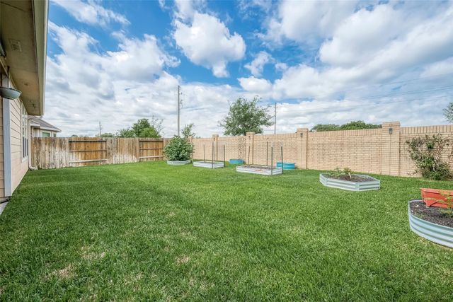 15627 Huddleston Drive, Cypress, TX 77429