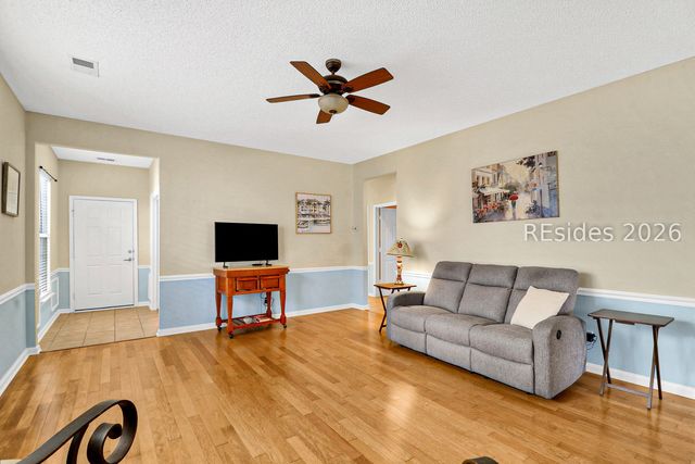 10 Pomegranate Ln, Bluffton, SC 29909