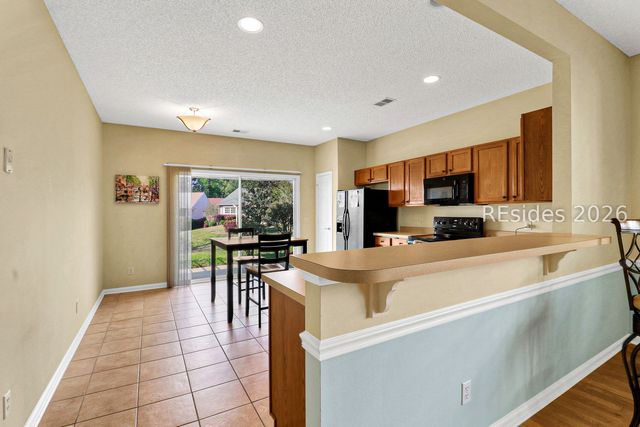 10 Pomegranate Ln, Bluffton, SC 29909