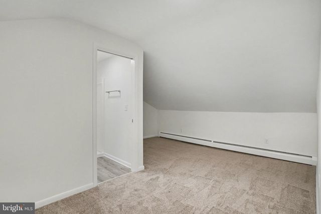 1030 E CANAL RD, Dover, PA 17315