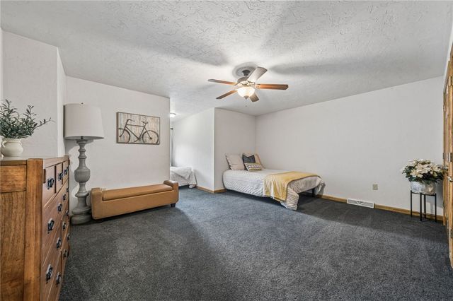8320 Delaware Ave, North Huntingdon, PA 15642