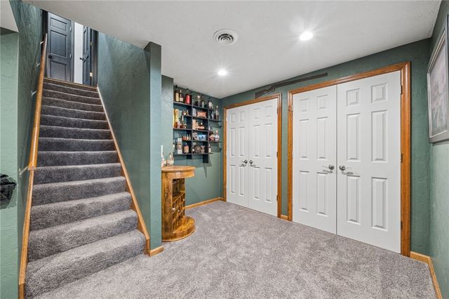 8320 Delaware Ave, North Huntingdon, PA 15642