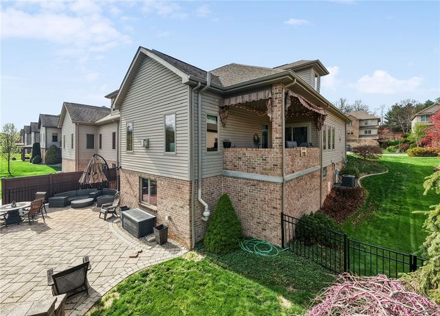 8320 Delaware Ave, North Huntingdon, PA 15642