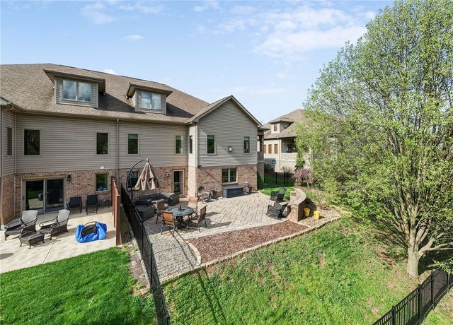 8320 Delaware Ave, North Huntingdon, PA 15642
