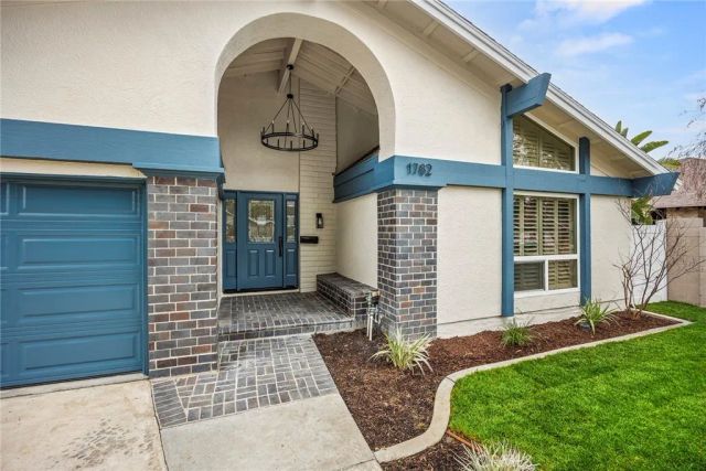1782 Green Meadow, Tustin, CA 92780