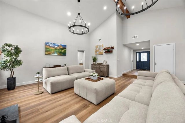 1782 Green Meadow, Tustin, CA 92780