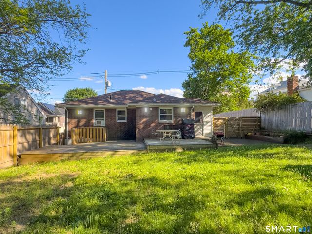 90 Seymour Street, Waterbury, CT 06708