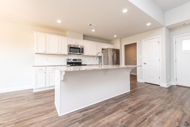 108 Rambo Way, Perry, GA 31069