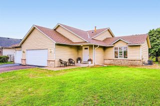 5816 91st Crescent N, Brooklyn Park, MN 55443