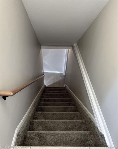 11003 Studebaker Avenue, Warren, MI 48089