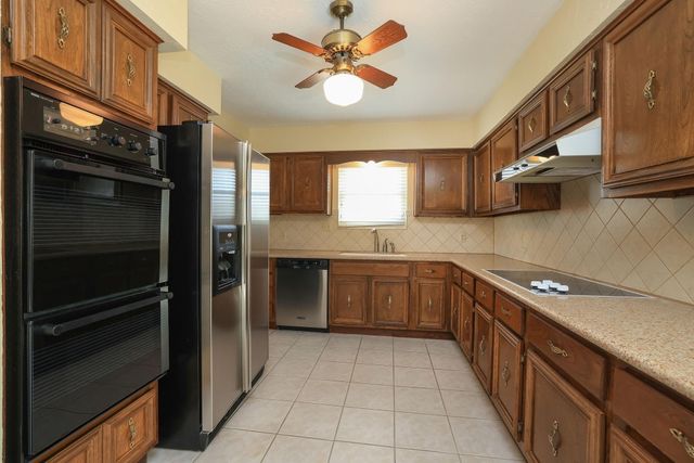 22711 Elm Bark Street, Tomball, TX 77375