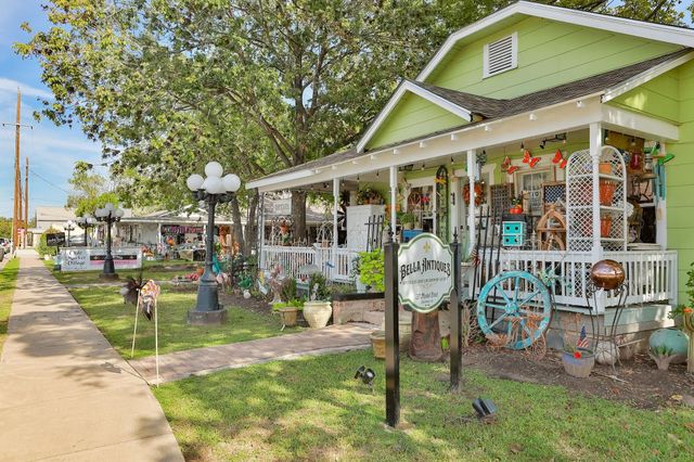 22711 Elm Bark Street, Tomball, TX 77375